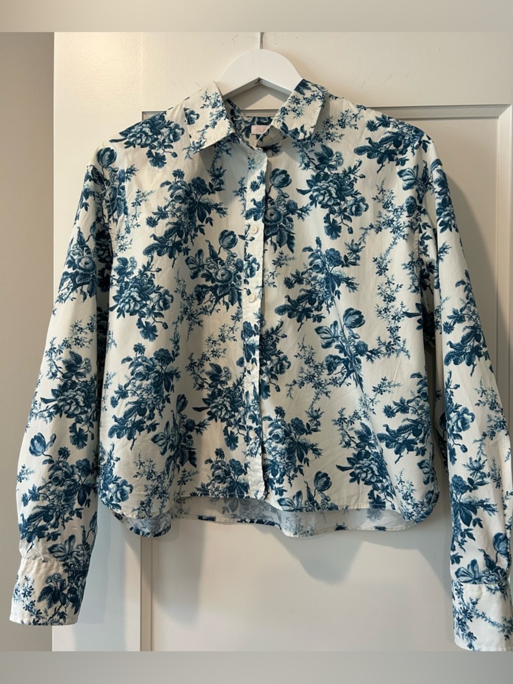 Gap x LoveShackFancy Floral Organic Cotton Cropped Shirt Size M - Picture 3 of 5
